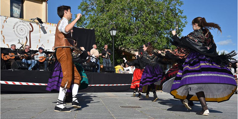 La Jota de Braojos de la Sierra Grupo de jotas La Enramada Braojos de la Sierra